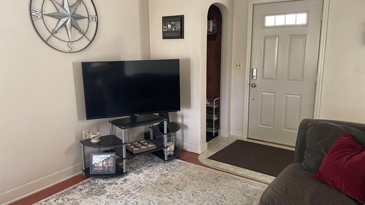 Photo of Livingroom in Ironton