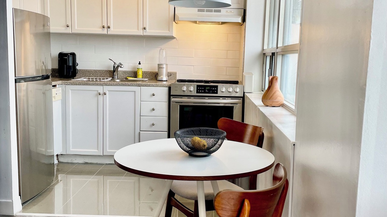 Photo of Kitchen in Church and Wellesley