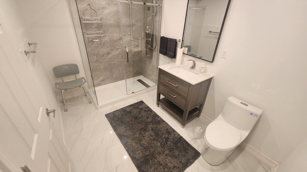 Photo of Bathroom in Lagoon City