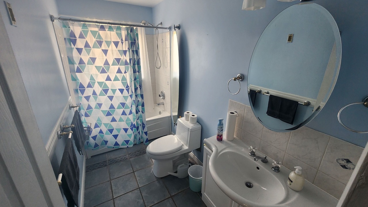 Photo of Bathroom in Lagoon City