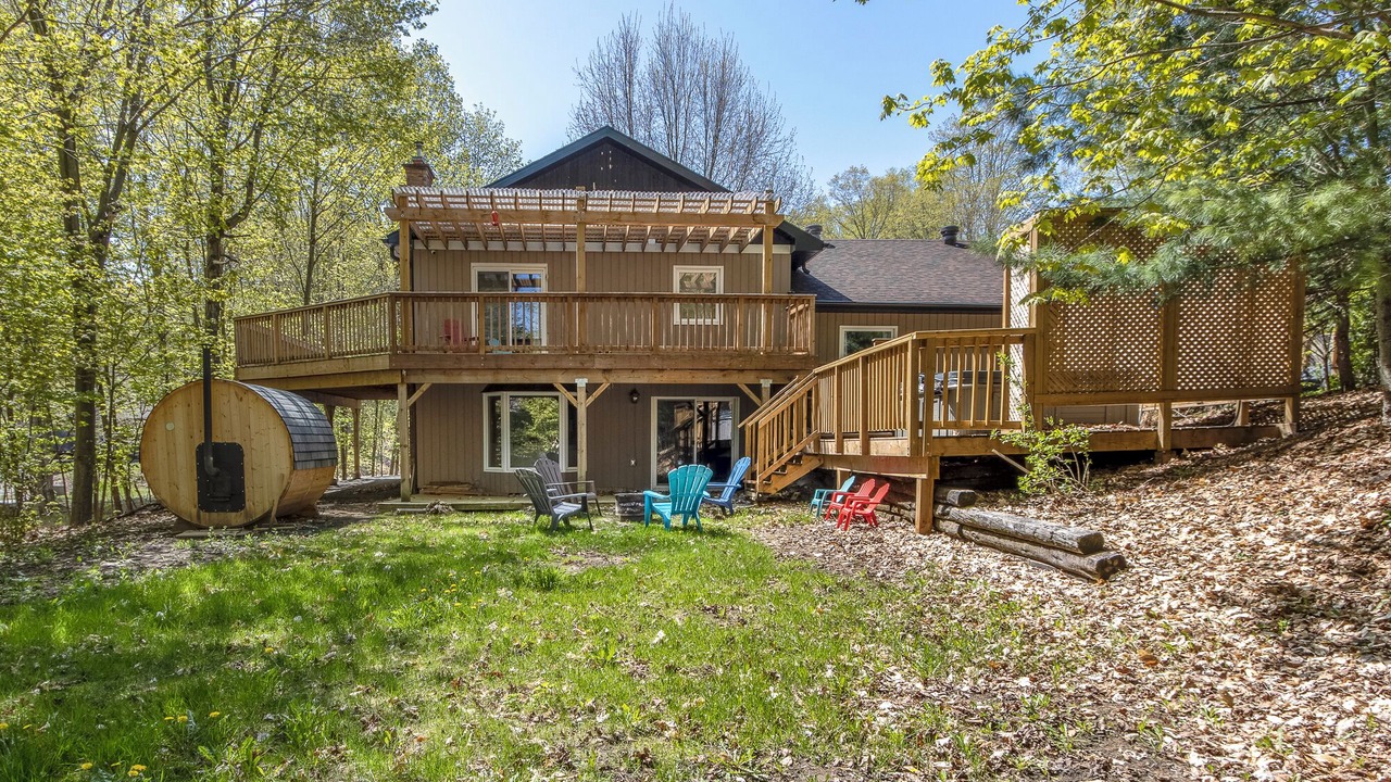 Photo of Outdoor in Tiny