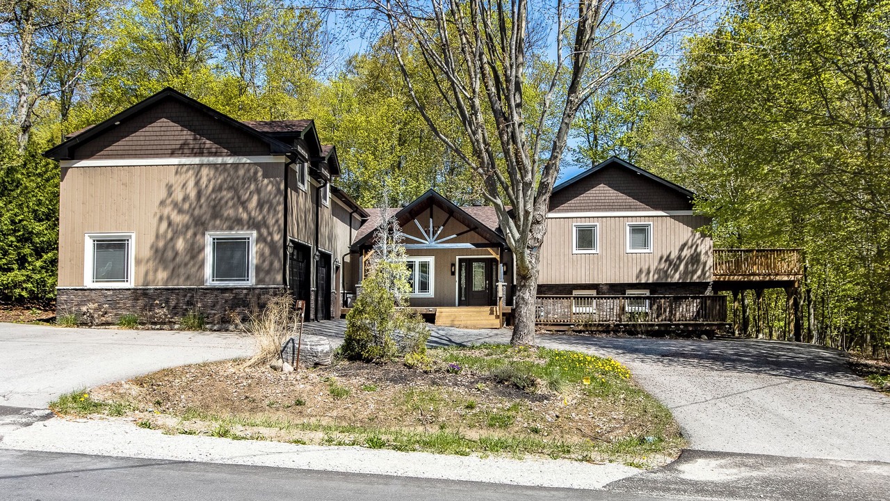 Photo of Outdoor in Tiny