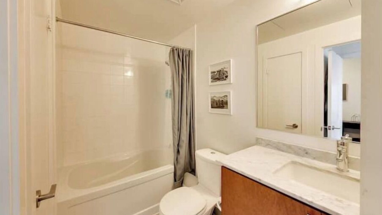 Photo of Bathroom in Regent Park