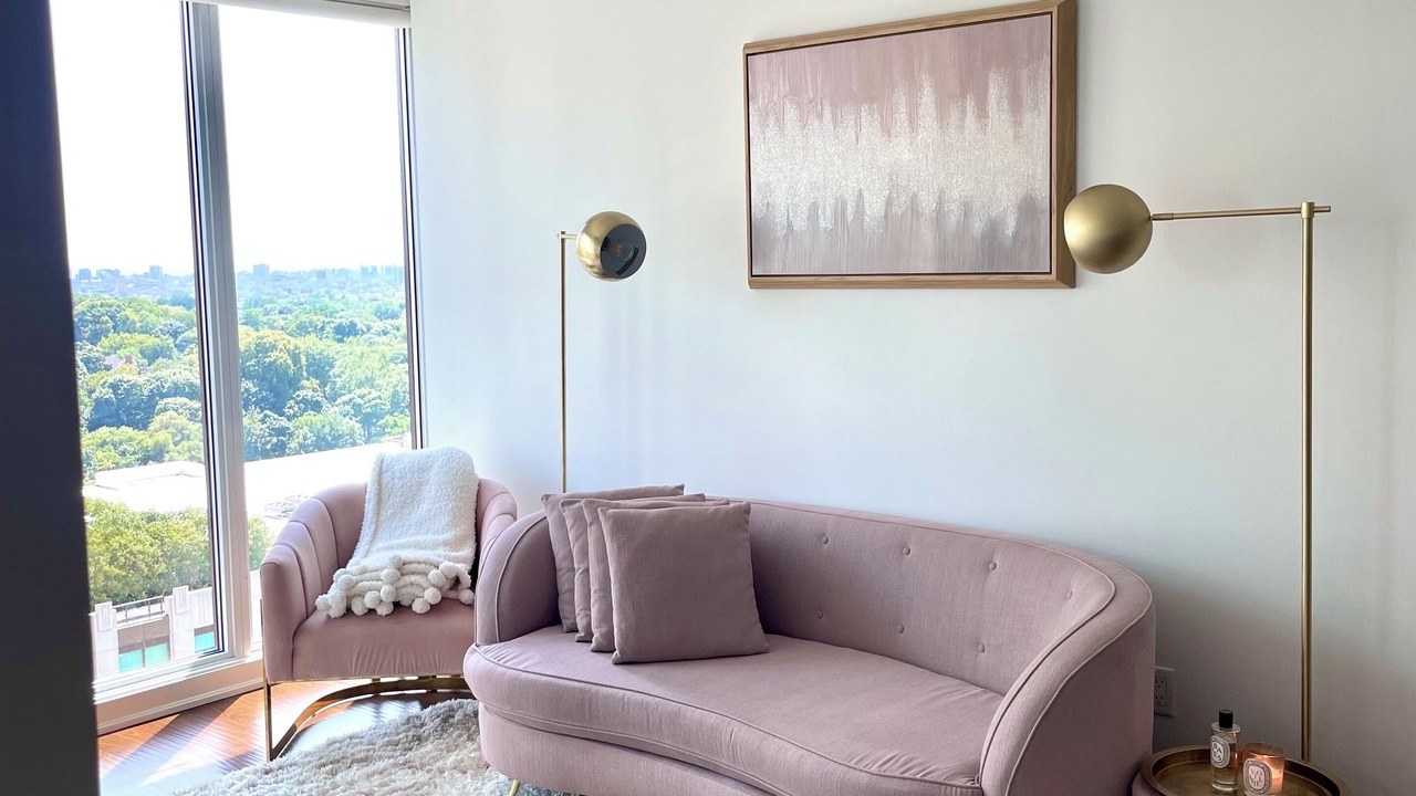 Photo of Livingroom in Forest Hill South