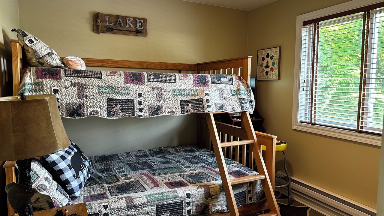 Photo of Bedroom in Arden