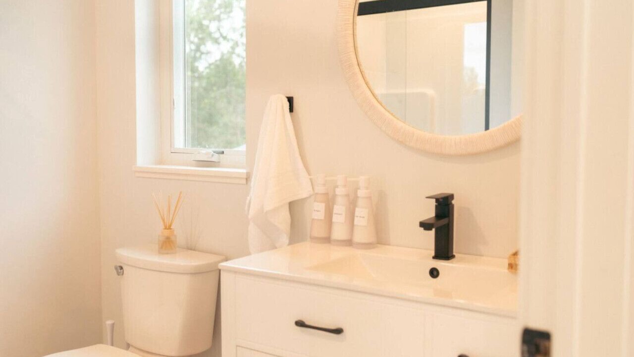 Photo of Bathroom in Park Point