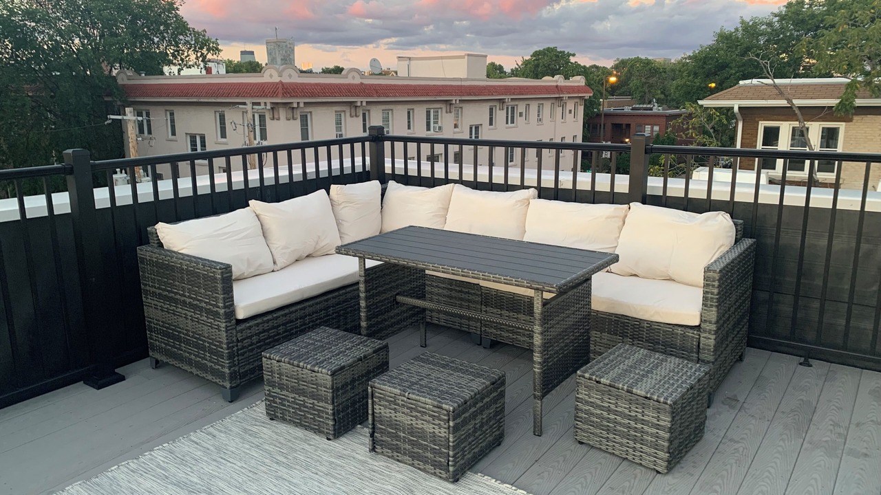 Photo of Outdoor in Uptown