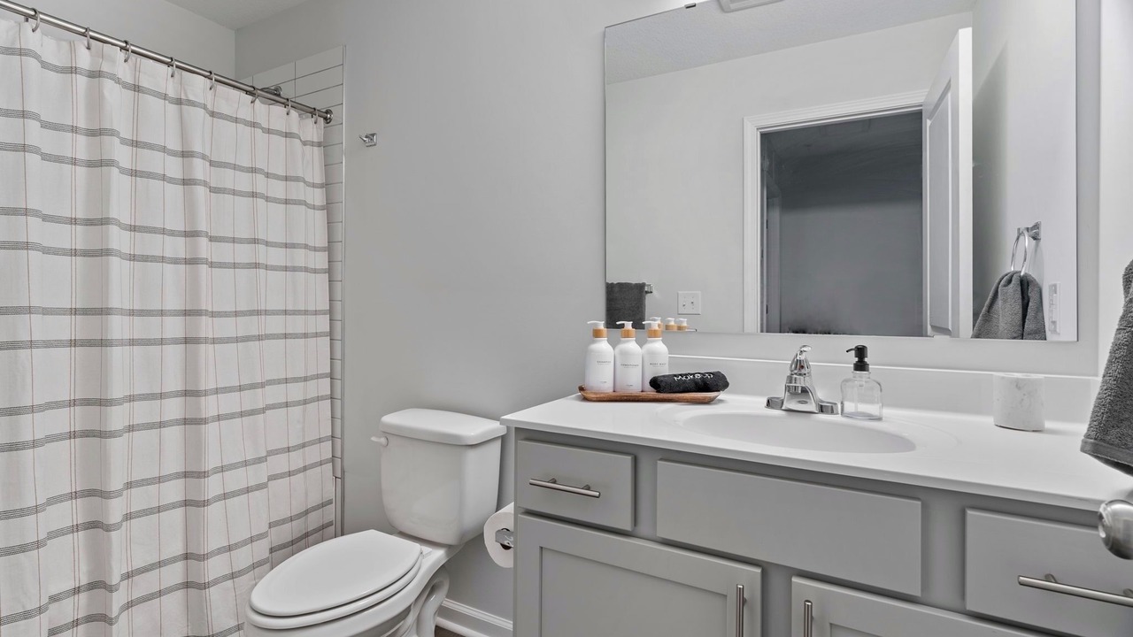Photo of Bathroom in Uptown
