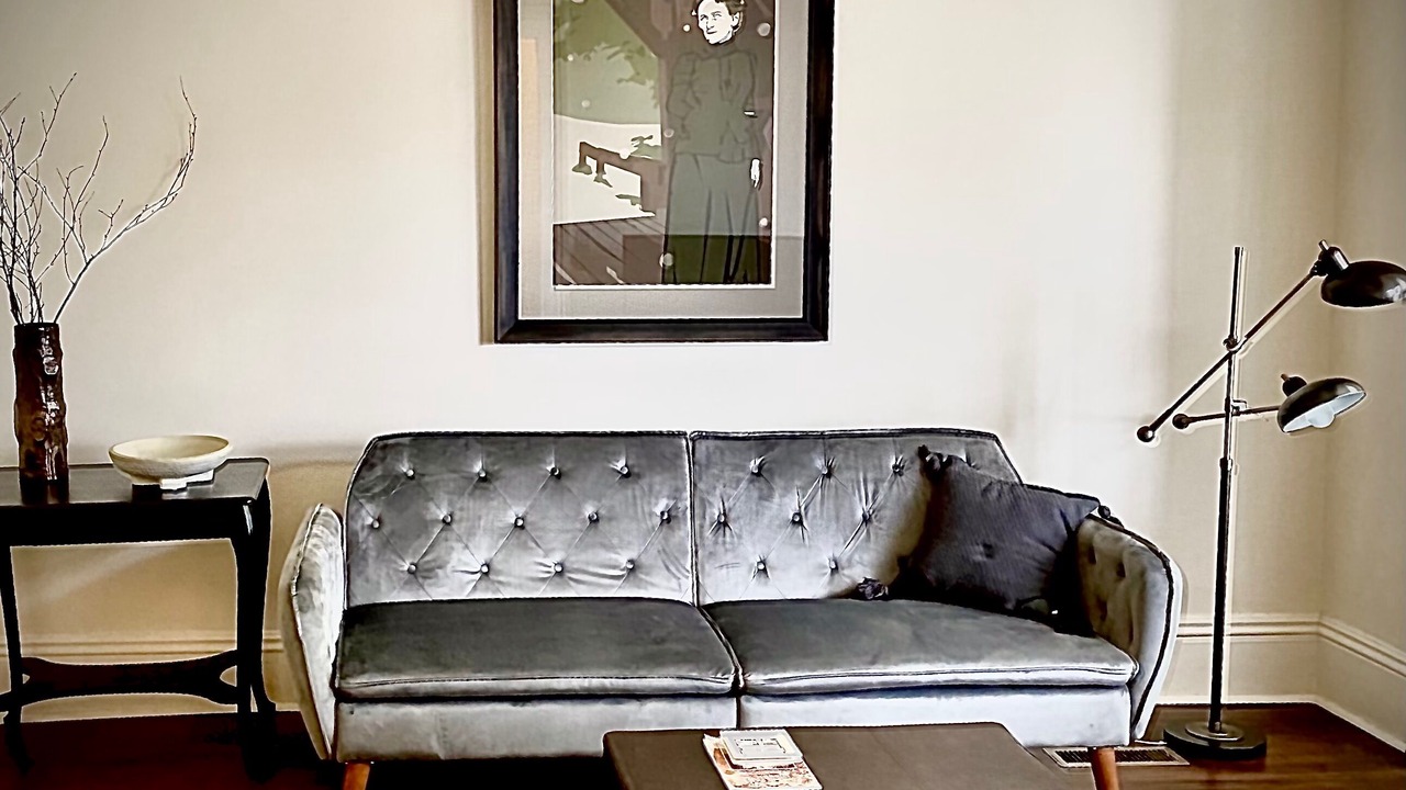 Photo of Livingroom in West Seventh