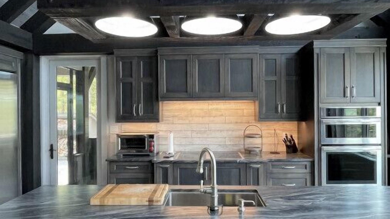 Photo of Kitchen in North Kawartha