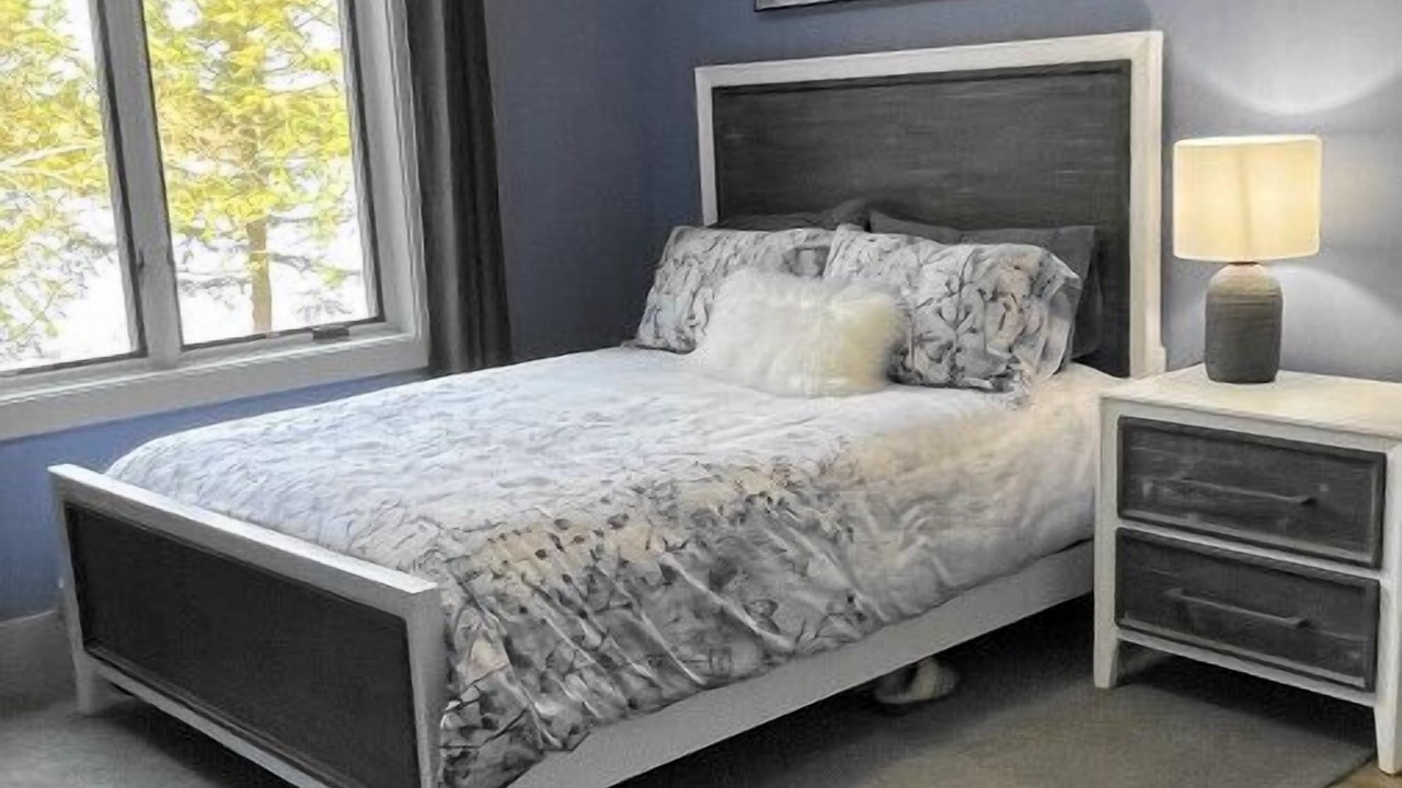 Photo of Bedroom in North Kawartha