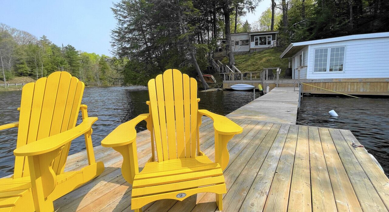 Photo of Patio Balcony in North Kawartha