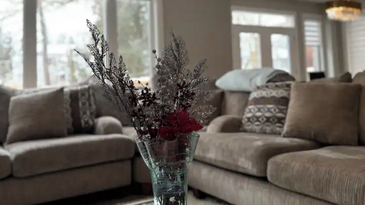 Photo of Livingroom in Durham Region