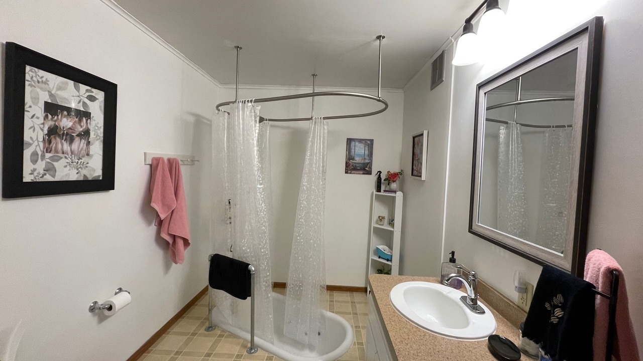Photo of Bathroom in Anoka
