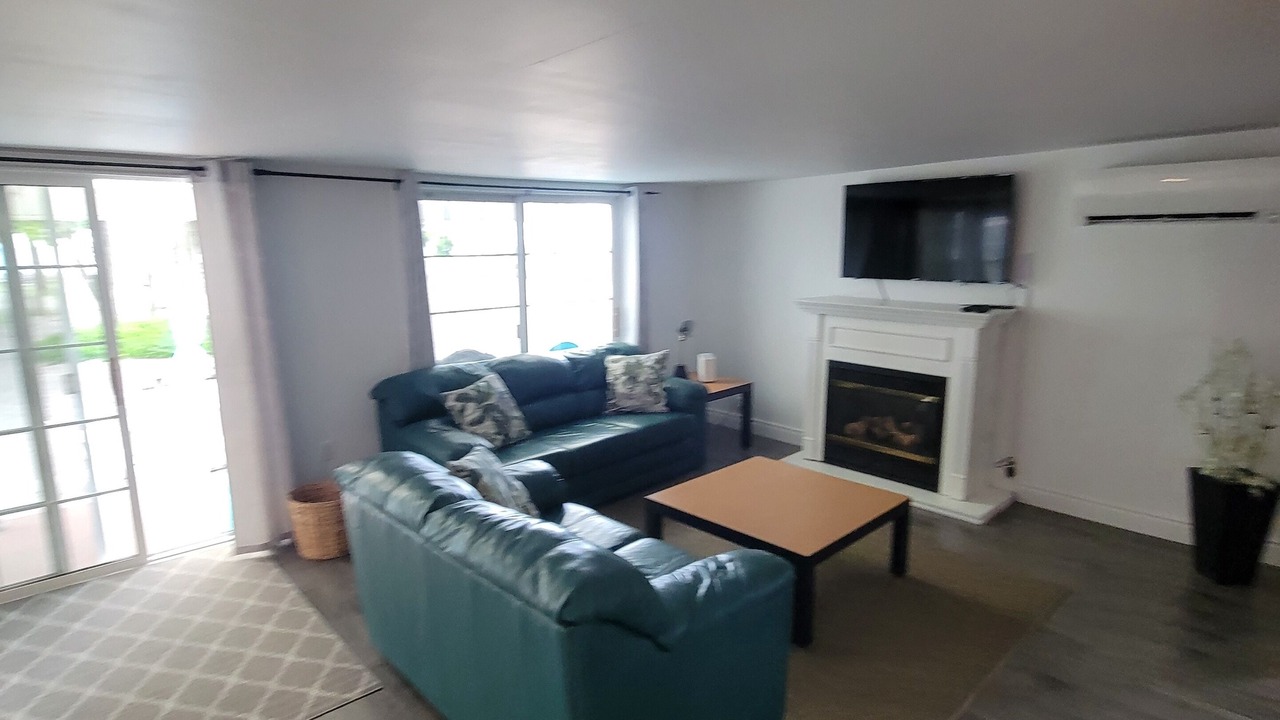 Photo of Livingroom in Port Stanley