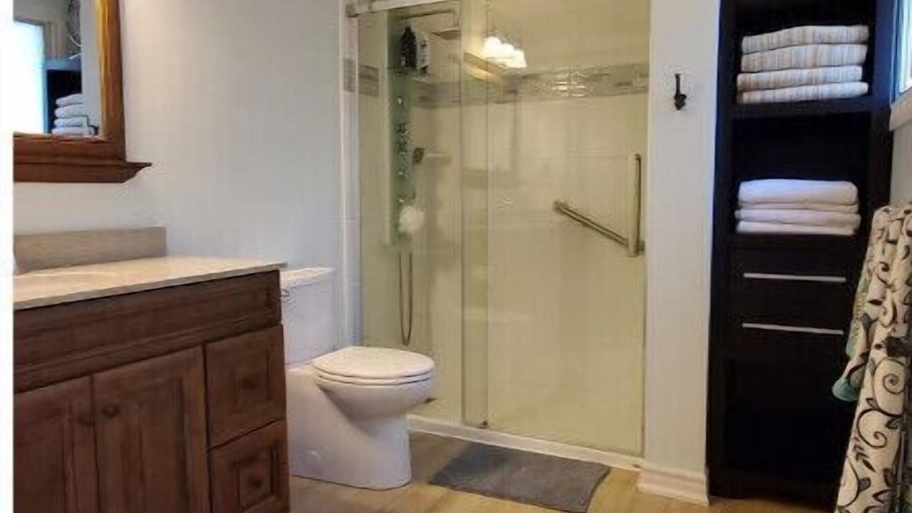 Photo of Bathroom in Tiny