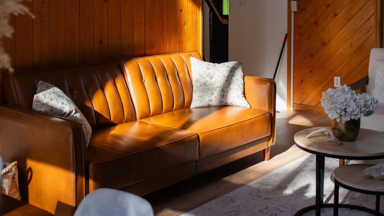 Photo of Livingroom in Manitoulin District