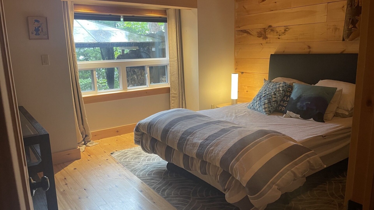 Photo of Bedroom in North Frontenac