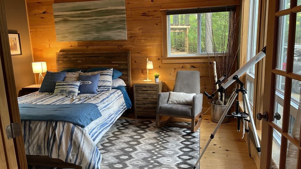 Photo of Bedroom in North Frontenac