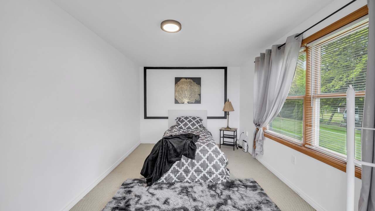Photo of Bedroom in Woodslee