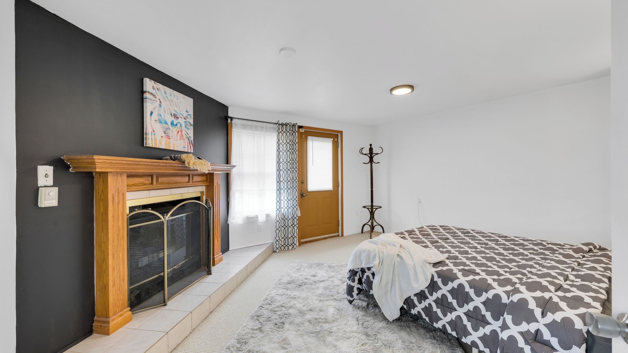 Photo of Bedroom in Woodslee
