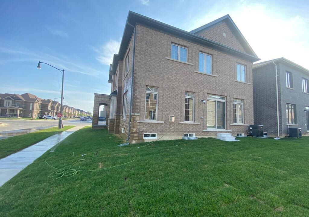Photo of Outdoor in Brampton