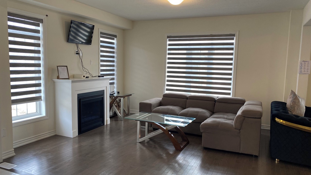 Photo of Livingroom in Brampton