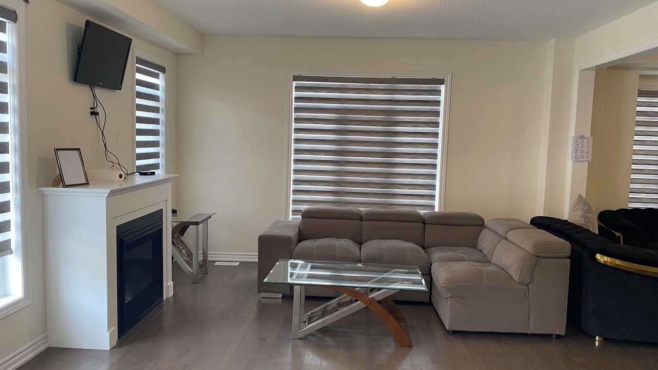 Photo of Livingroom in Brampton