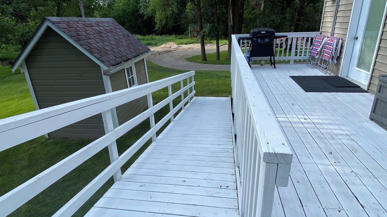 Photo of Patio Balcony in Pine Bend