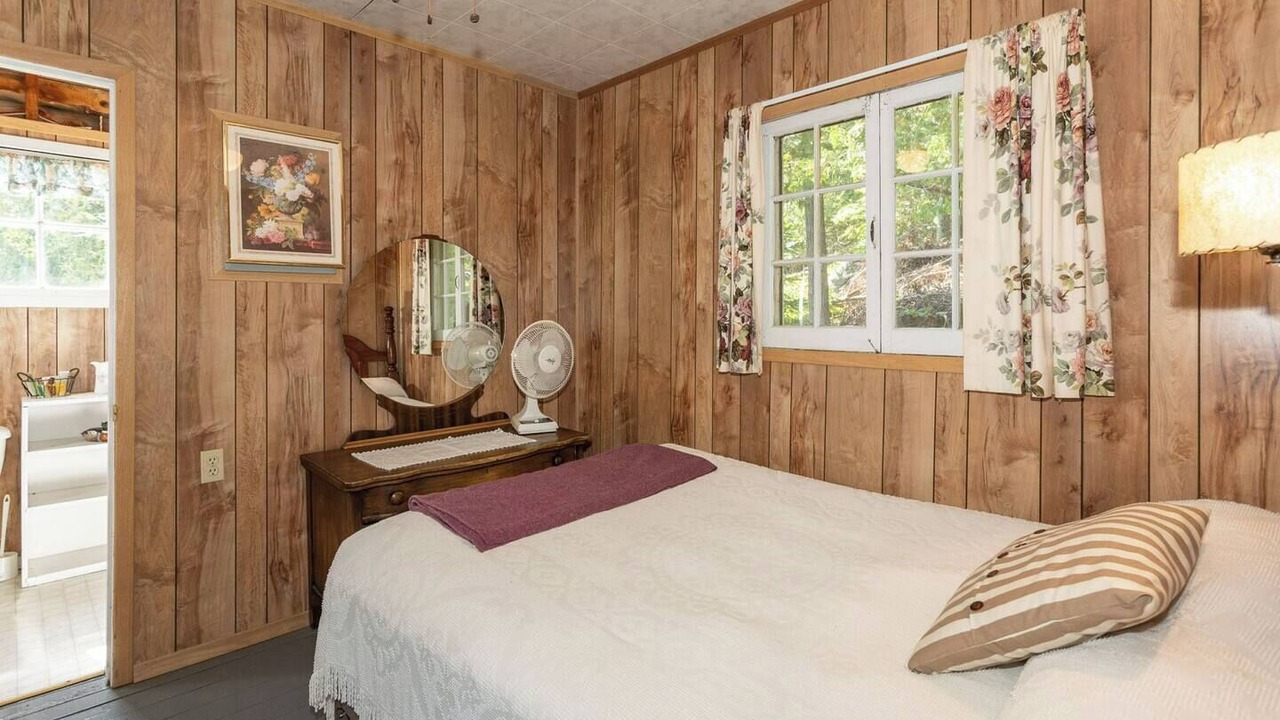 Photo of Bedroom in Magnetawan