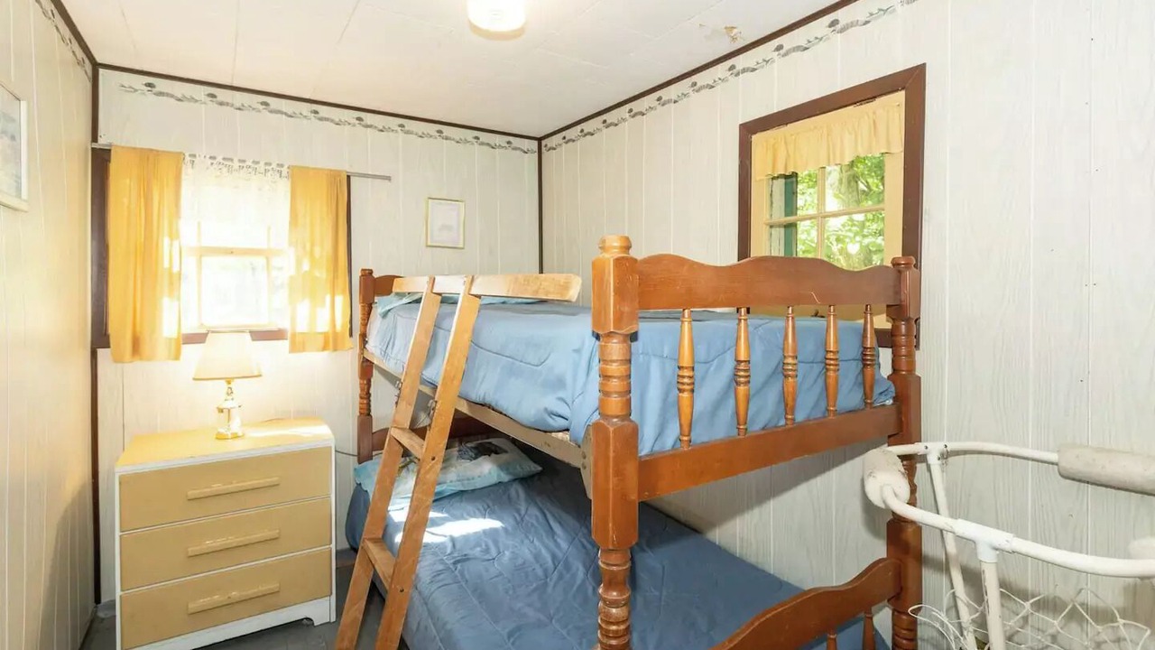 Photo of Bedroom in Magnetawan