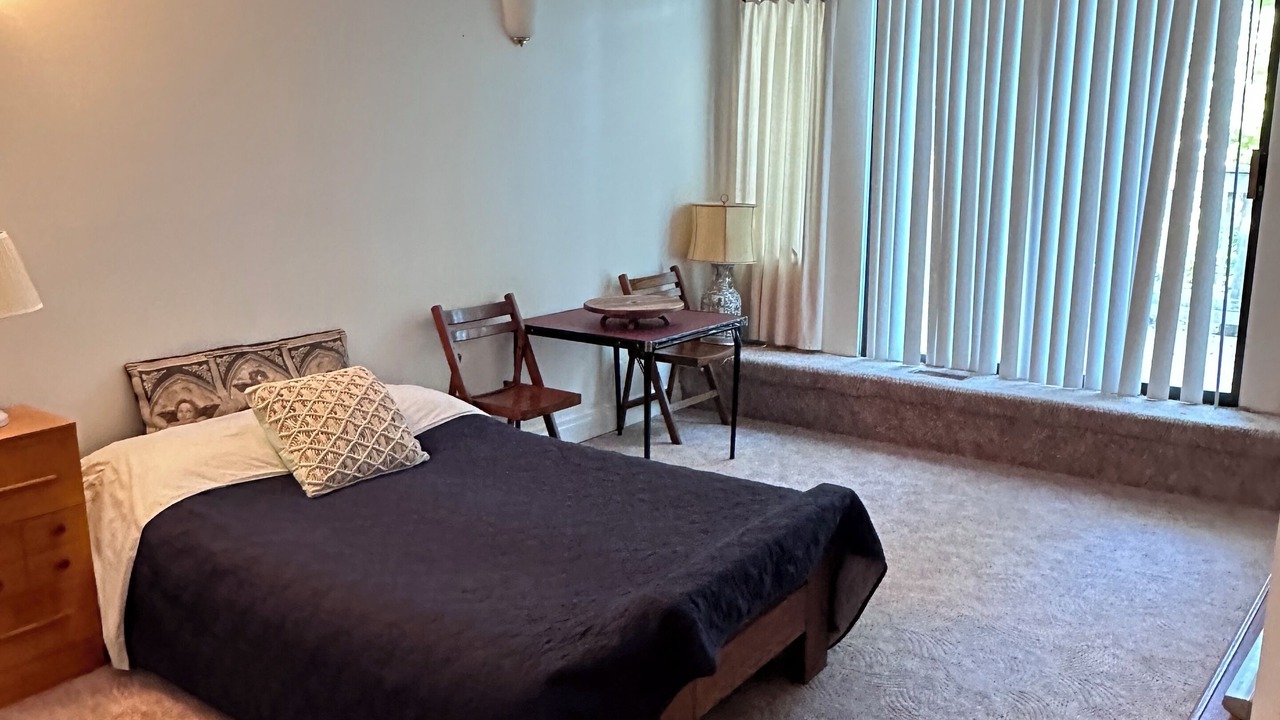 Photo of Bedroom in Utterson
