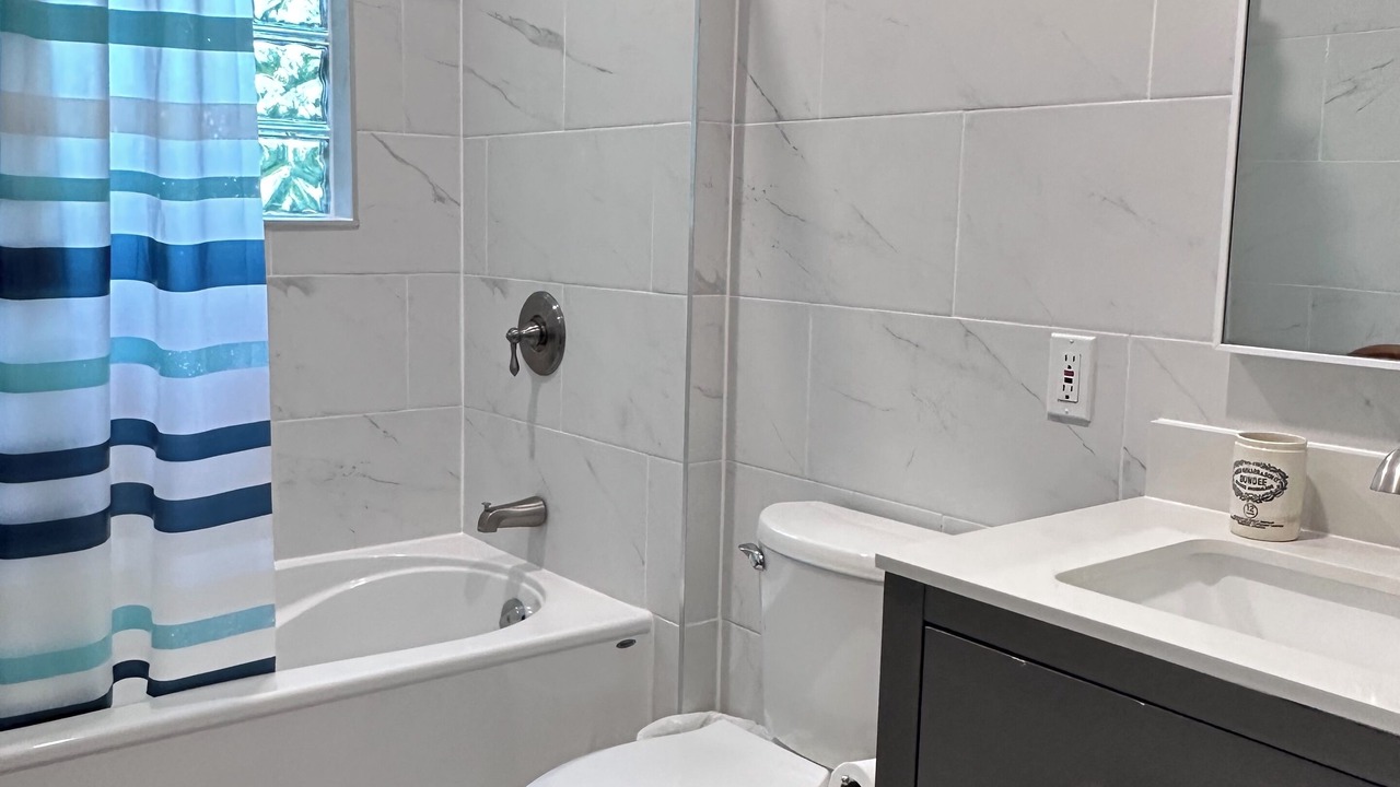 Photo of Bathroom in Utterson