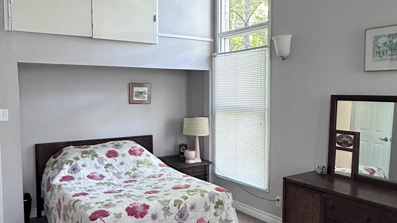 Photo of Bedroom in Utterson