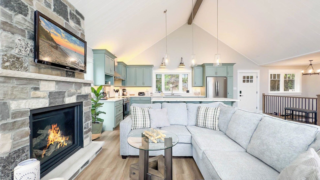 Photo of Livingroom in Ashfield-Colborne-Wawanosh