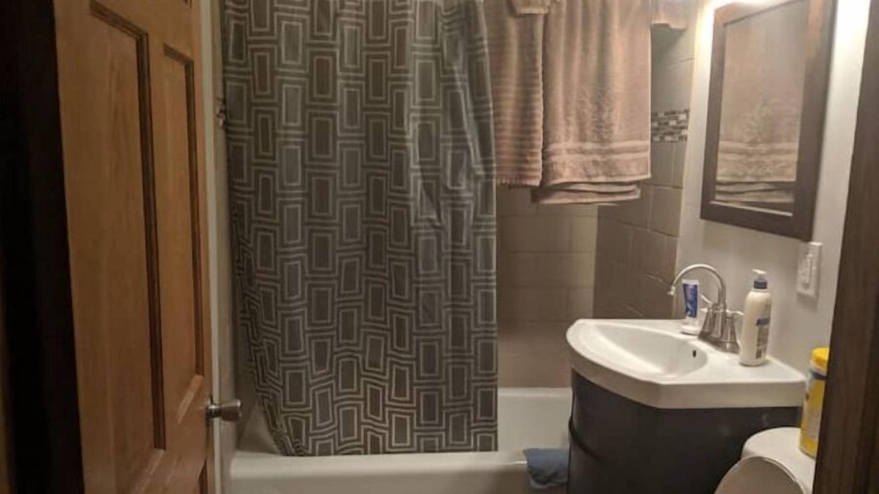 Photo of Bathroom in Summit - University