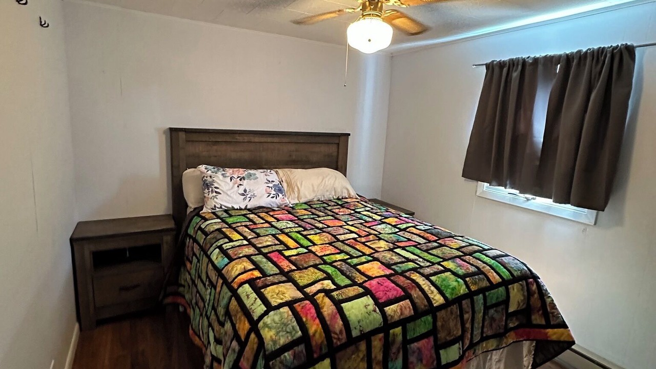Photo of Bedroom in Motley