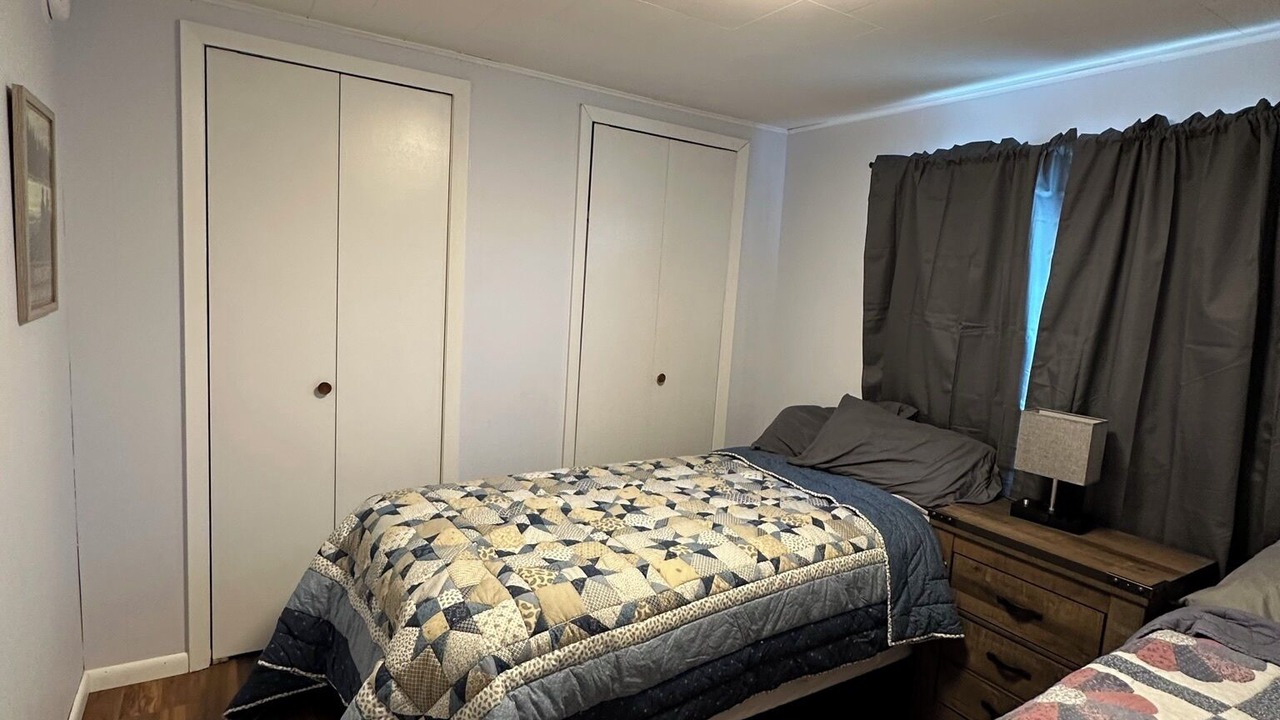 Photo of Bedroom in Motley