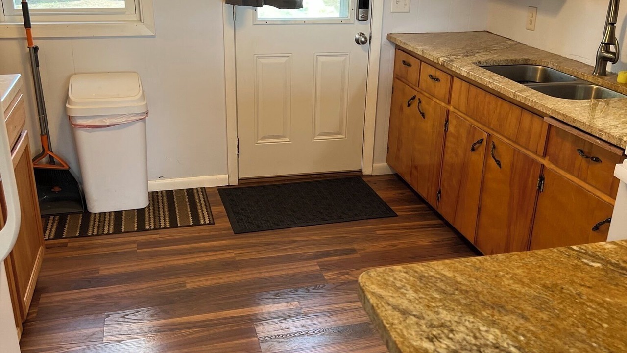 Photo of Kitchen in Motley