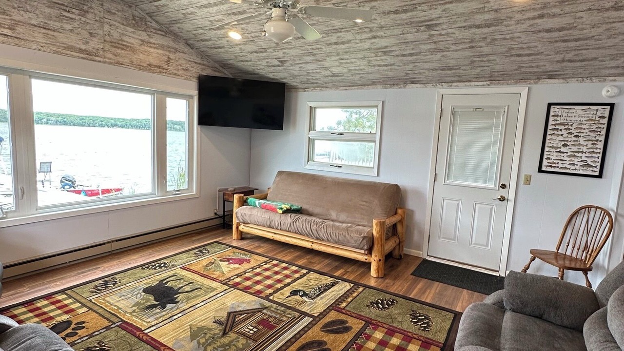 Photo of Livingroom in Motley