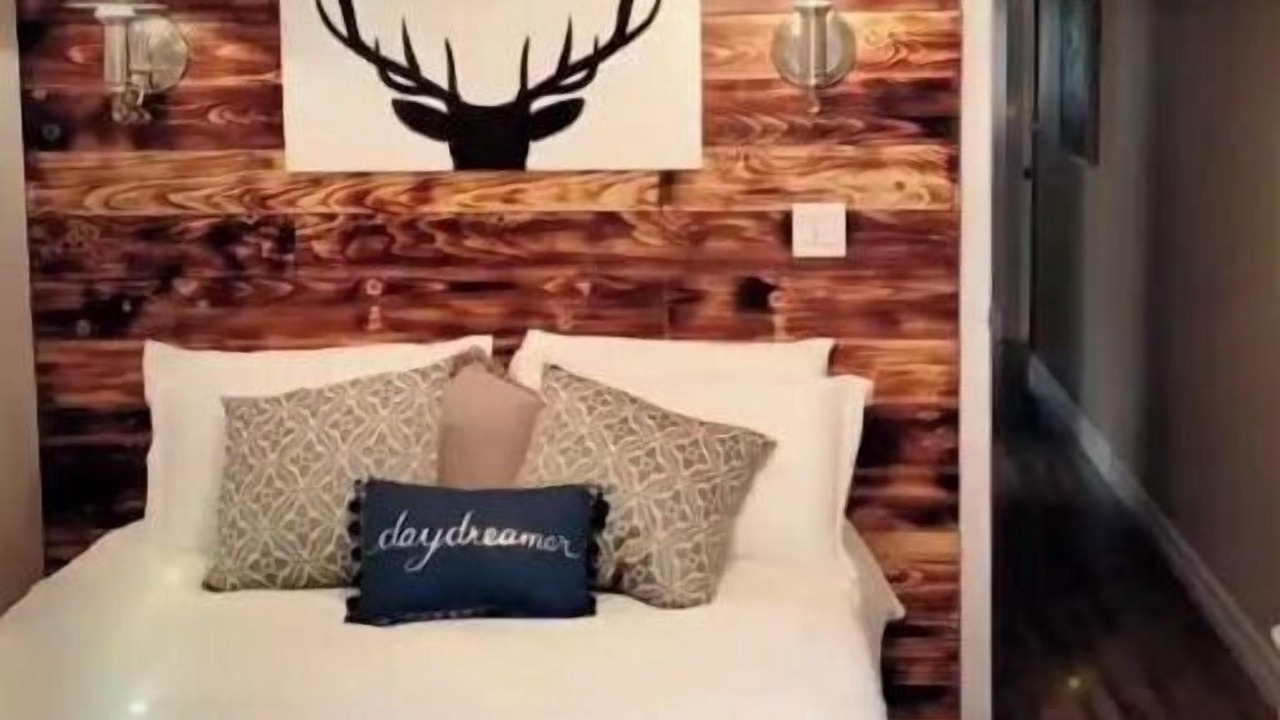 Photo of Bedroom in St. Charles