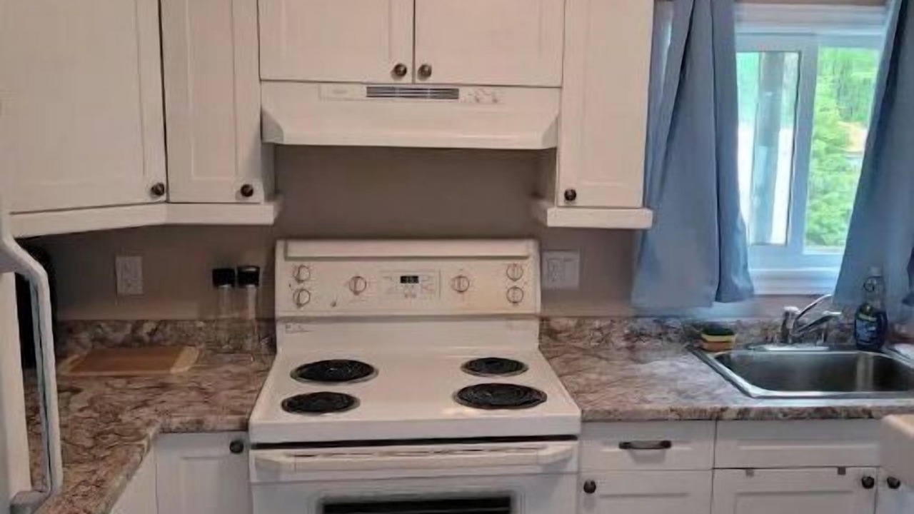 Photo of Kitchen in St. Charles