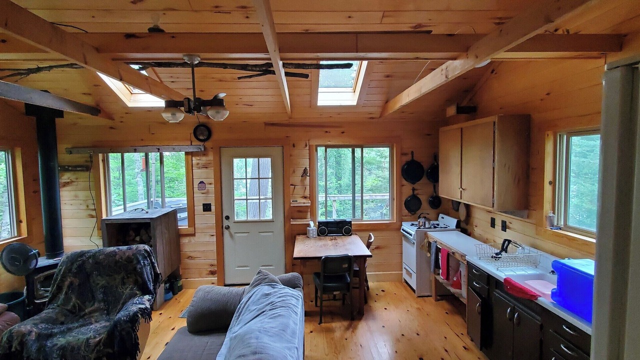Photo of Livingroom in Orr