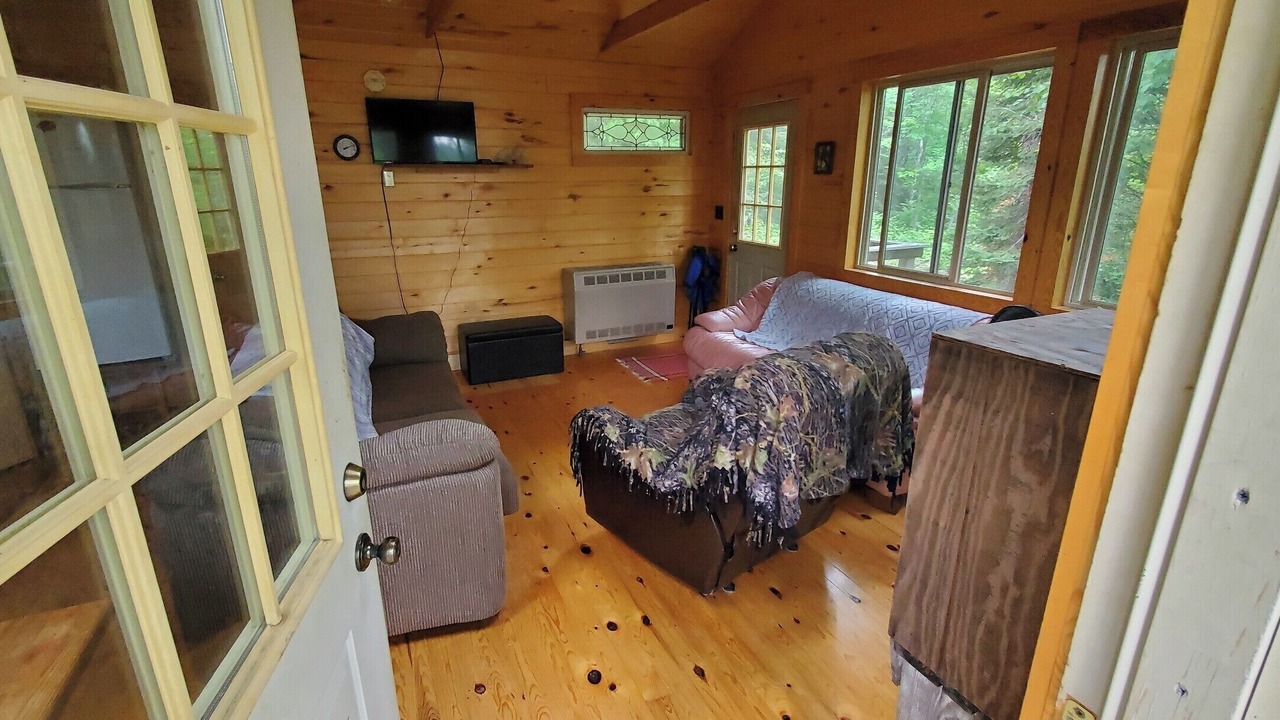 Photo of Livingroom in Orr