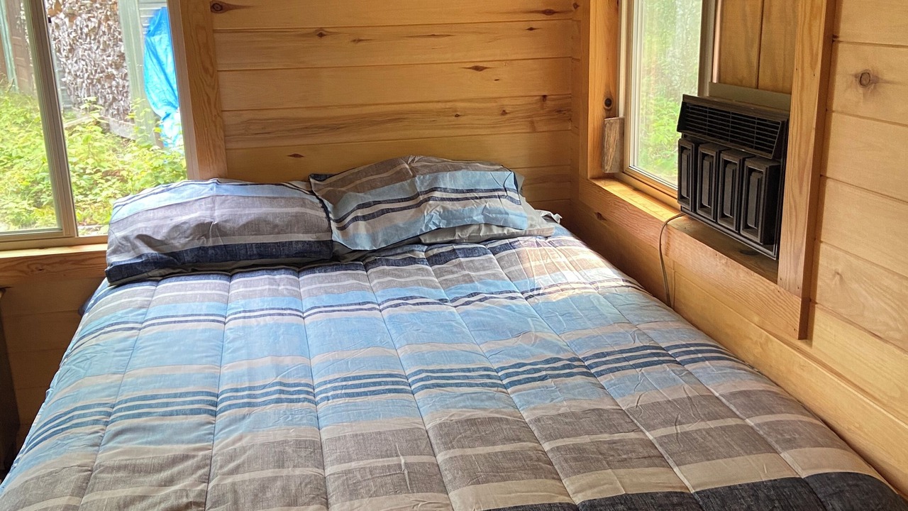 Photo of Bedroom in Orr