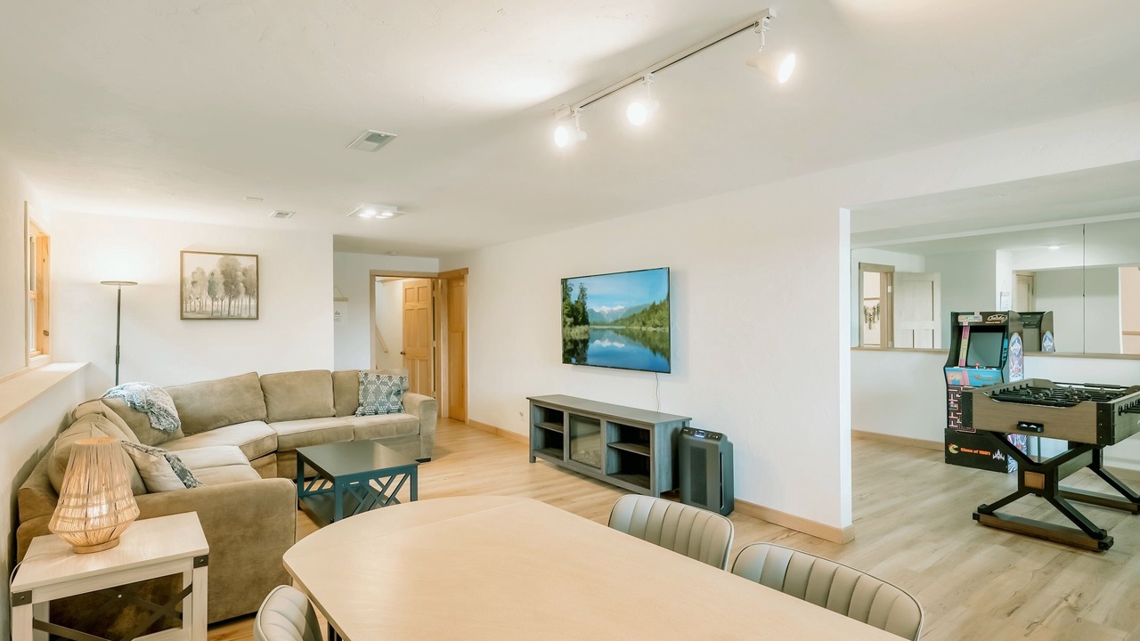 Photo of Livingroom in Plymouth