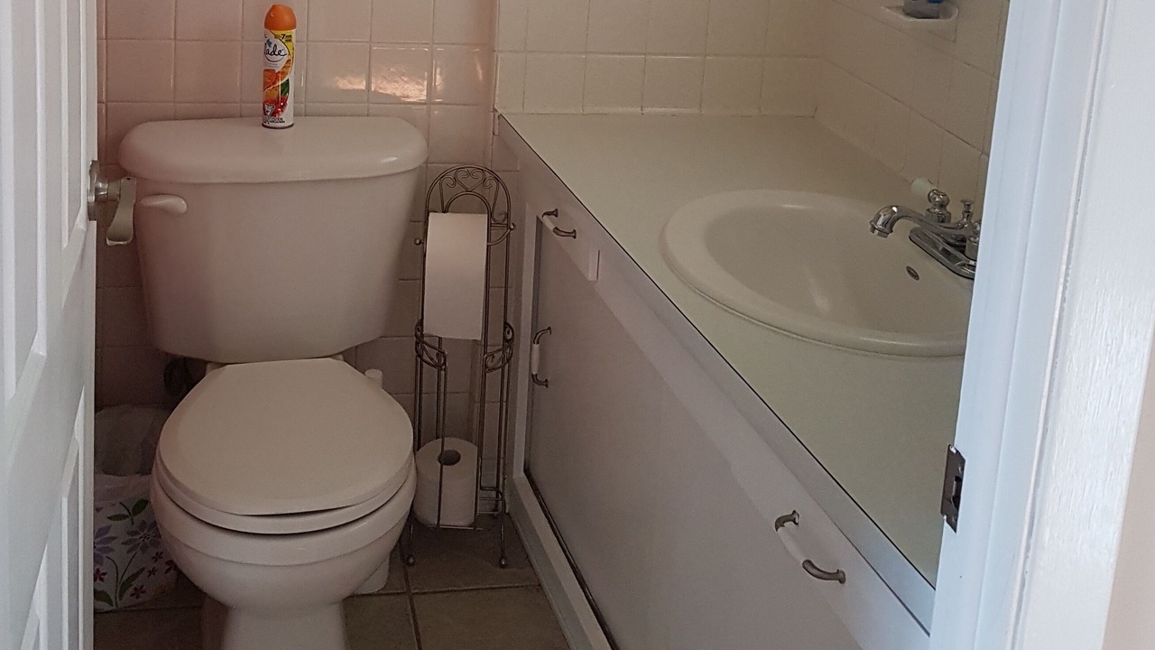 Photo of Bathroom in Port Franks