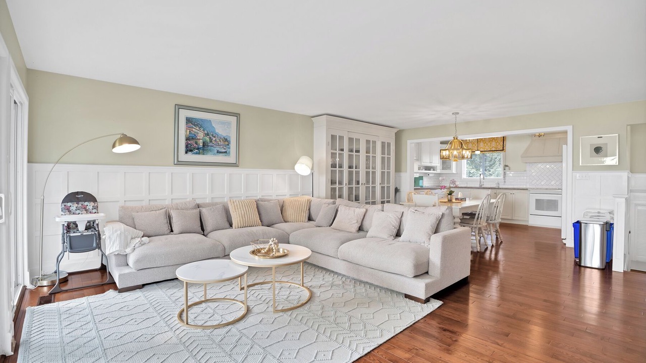 Photo of Livingroom in Orillia