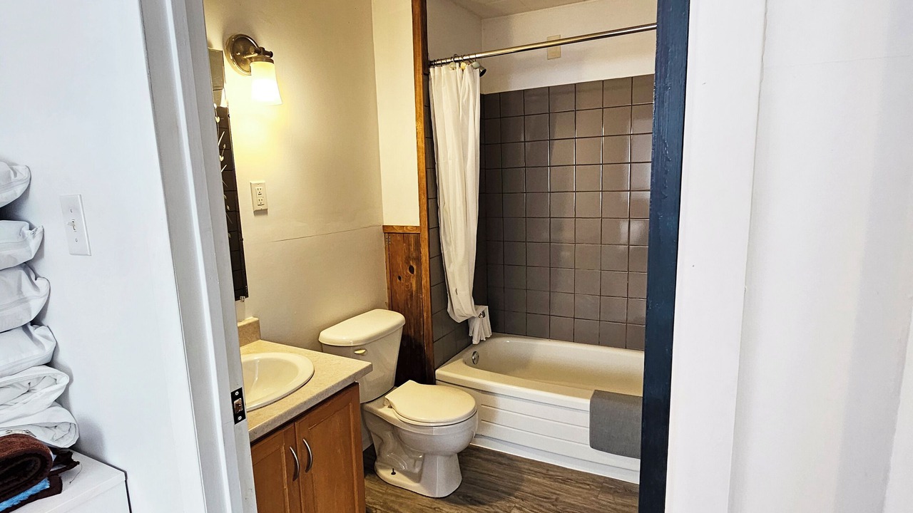 Photo of Bathroom in Addington Highlands
