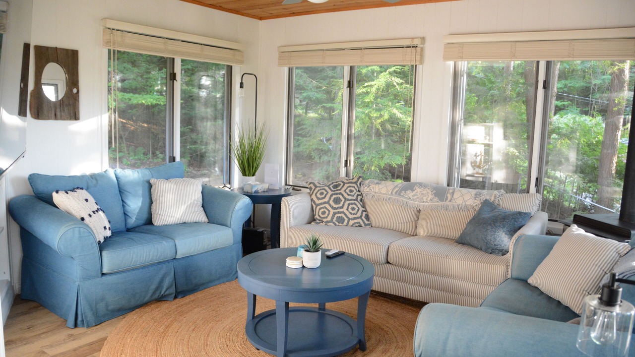 Photo of Livingroom in Haliburton